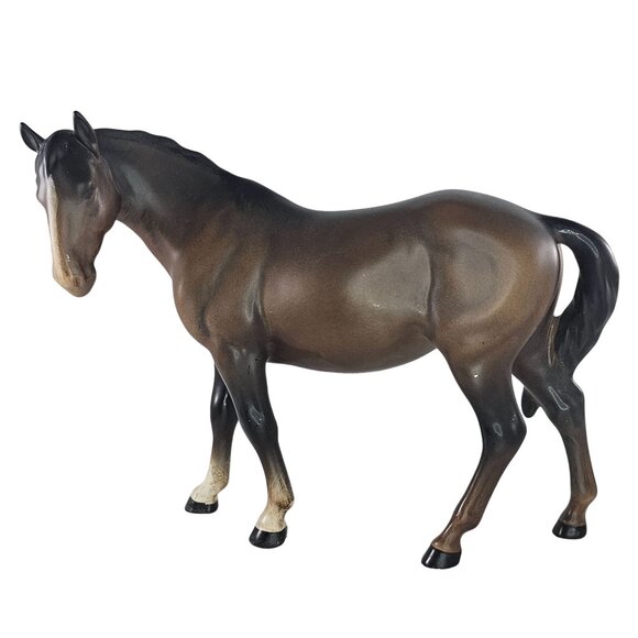 Vintage Beswick England Bay Mare Horse Facing Left Figurine Matte Variation #976 - Picture 1 of 10